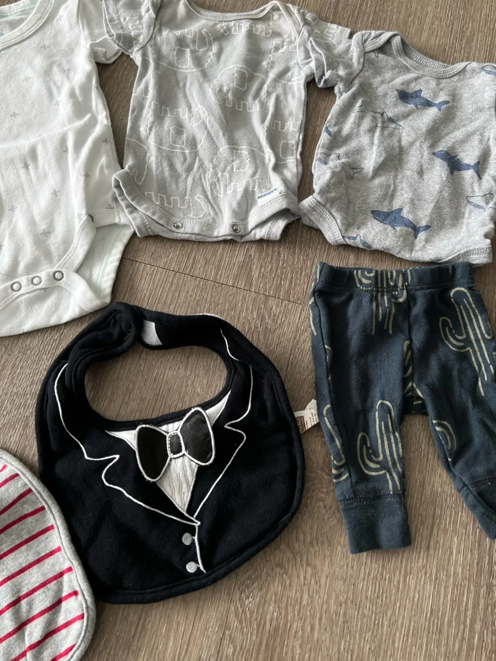 0-3 months onesies, hats and bibs bundle